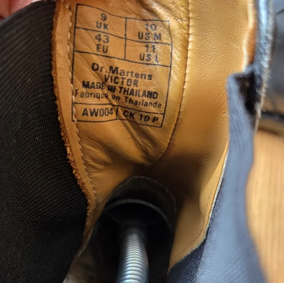 Dr. Martens Men's Victor New Nova Black Boho Chelsea Casual Ankle Boots Size 10 - Picture 3 of 16